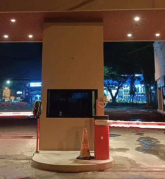 palang parkir otomatis
