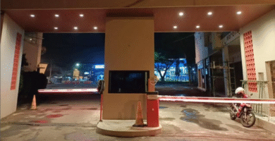 palang parkir otomatis